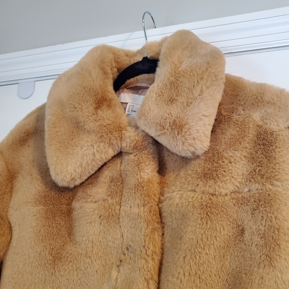 FAUX FUR COAT - Picture 2 of 4